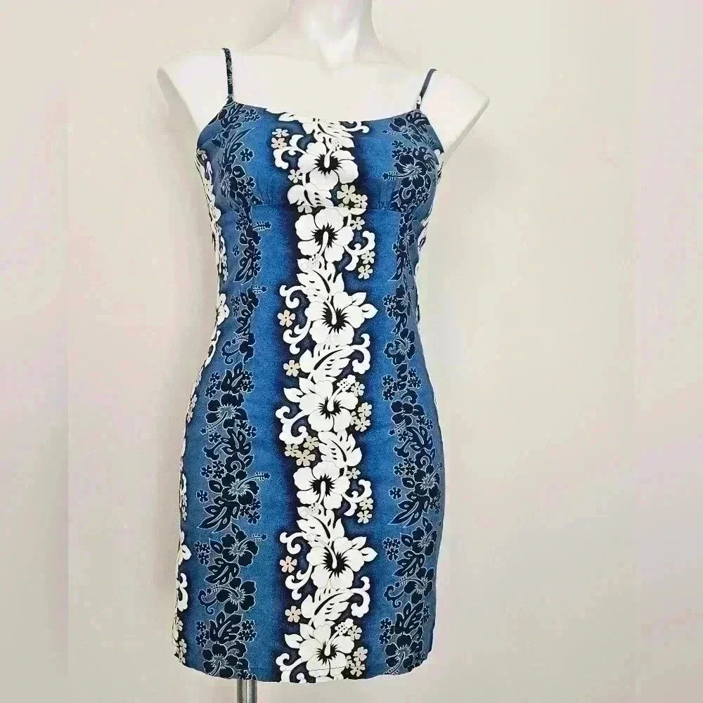 Royal Creations Hawaiian Dress Size Medium EUC